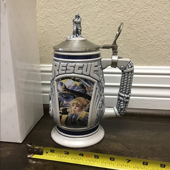 Vintage Avon rescue workers beer Stein, detailed! - Picture 12 of 13